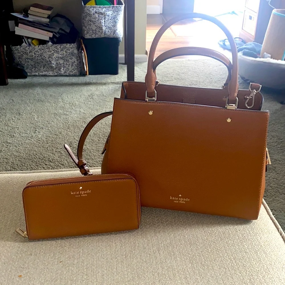 kate spade Cognac Leather Tote with Matching Wallet - Picture 1 of 3